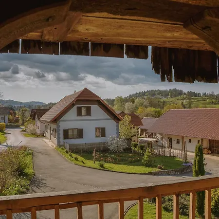 House Of Culture And Nature - Hisa Kulture In Nature Počitniška hiša Zagradec