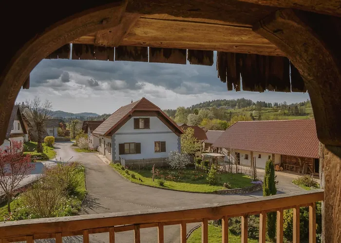 House Of Culture And Nature - Hisa Kulture In Nature 펜션 Zagradec