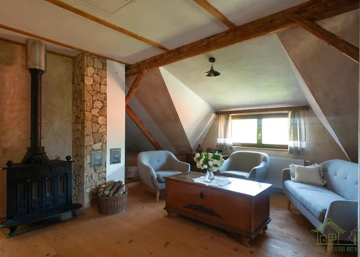 펜션 House Of Culture And Nature - Hisa Kulture In Nature *